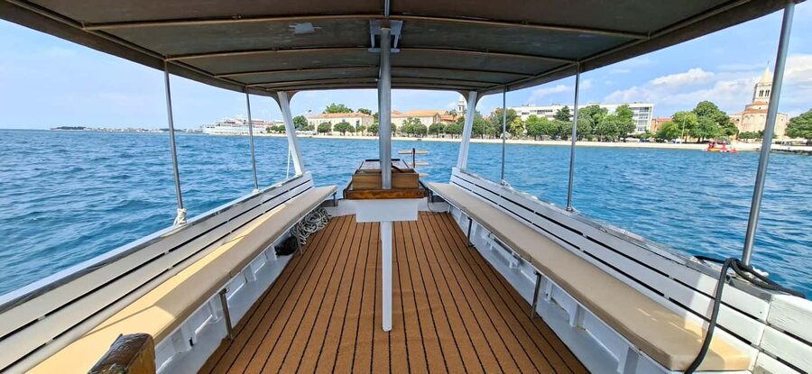 Zadar: Island Hopping Tour Swim and Snorkel with Aperol - The ride between islands