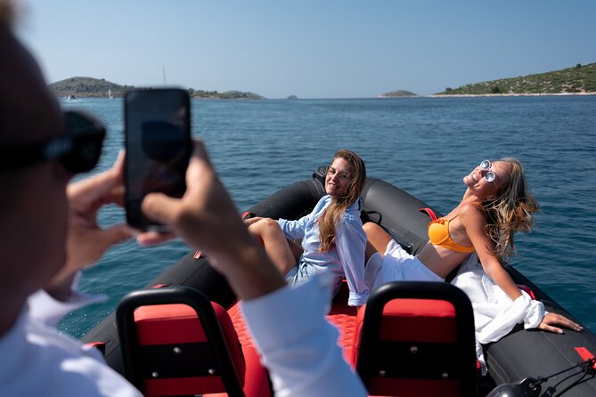 Zadar: Island Luxury Speedboat Tour with Snorkeling - Preko is the easiest place to eat and wander