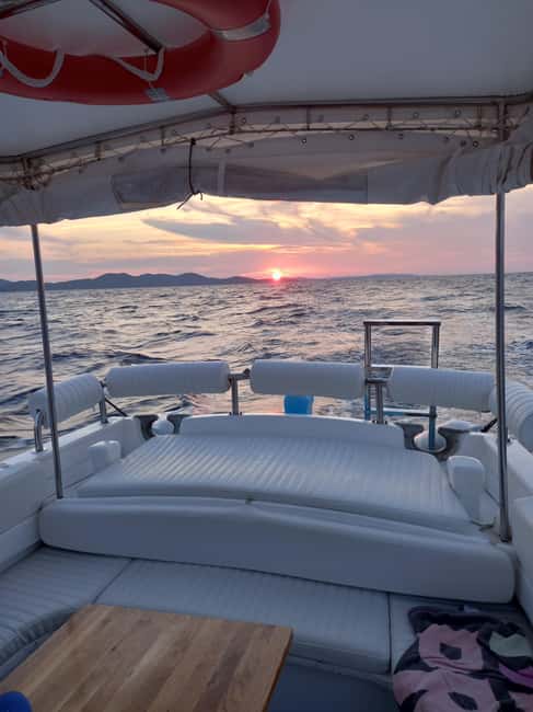 Zadar: Private Island Hopping & Wine Tasting with Canapés - Booking details worth knowing