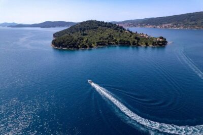 ★ Zadar: SpeedBoat Tour to 3 Islands – Swimming & Snorkeling