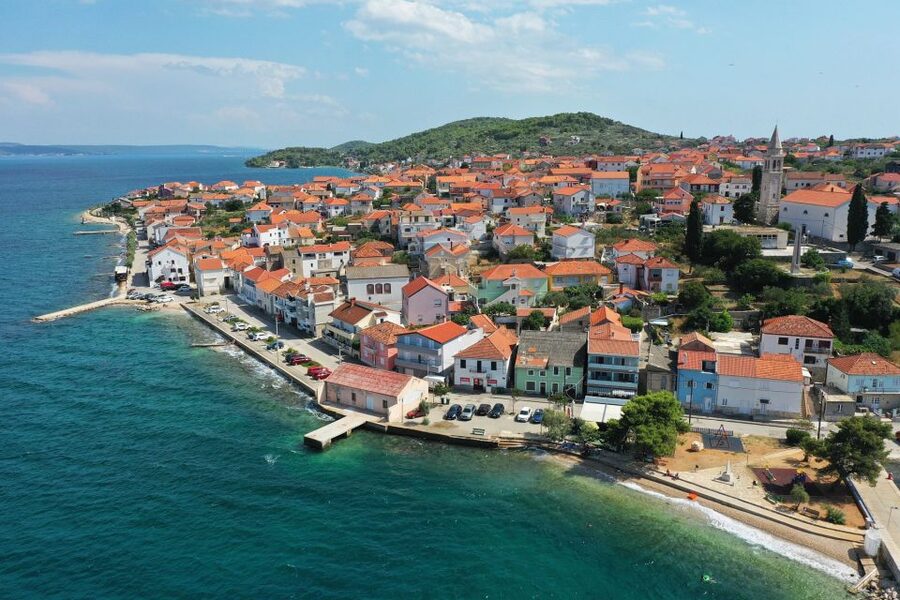 Zadar: Three Islands Private Boat Tour - Food, drinks, and snorkeling equipment