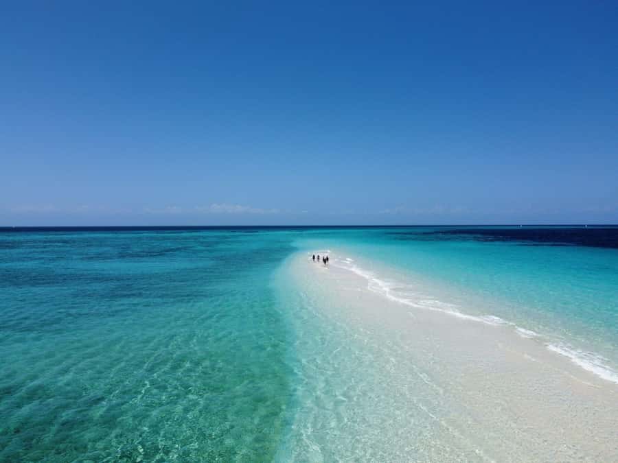 Zanzibar: Luxury Speedboat Island Hopping Tour - A private Zanzibar boat day with a slightly confusing duration