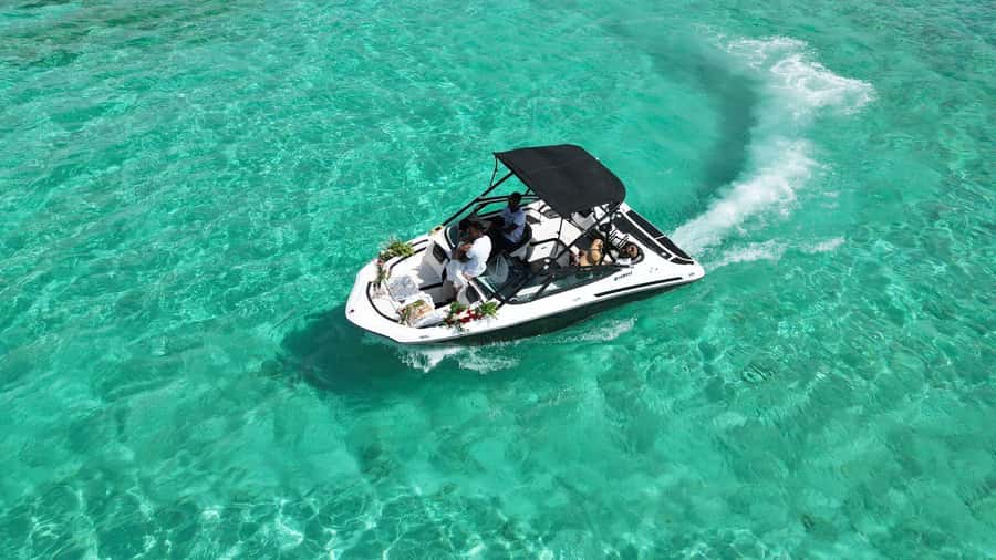 Zanzibar: Luxury Speedboat Island Hopping Tour - Nakupenda Sandbank is the reward at the end